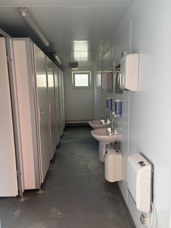 Sanitärcontainer 20 Fuss