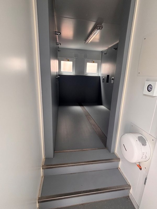 Duschcontainer 20 Fuss